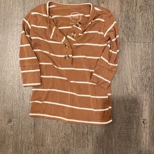 Lou Lou and company top